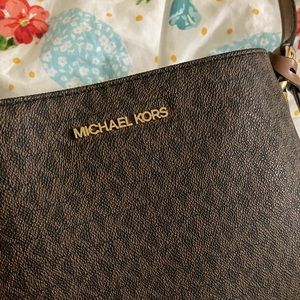 Michael Kors Nicole Crossbody NWOT